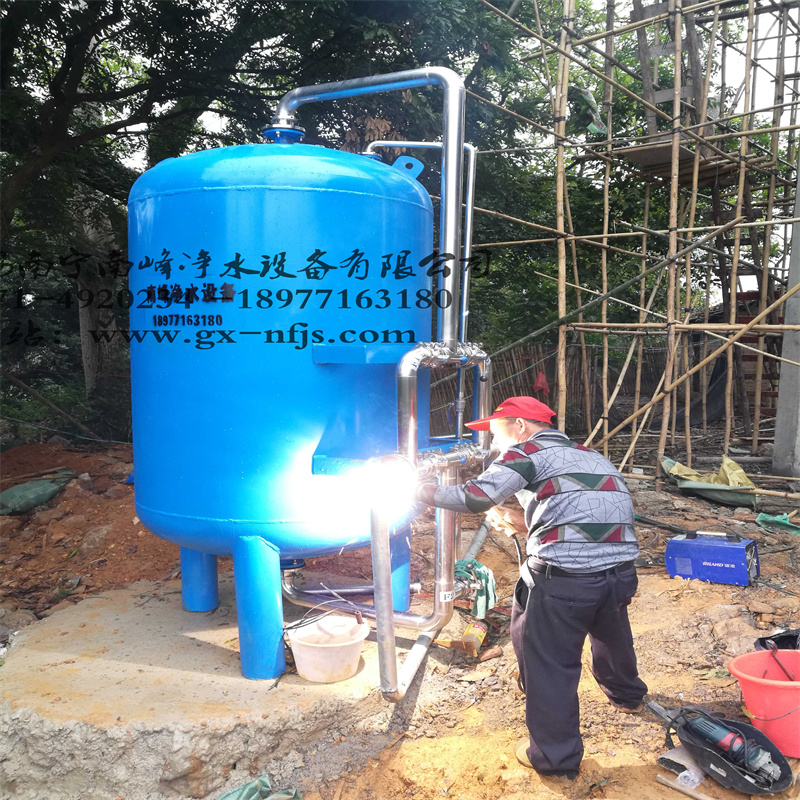 崇左市龍州縣某農村生活飲用水一體化凈水器-案例展示